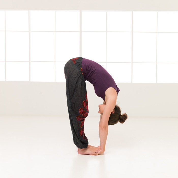 Evening Yoga - Forward fold
